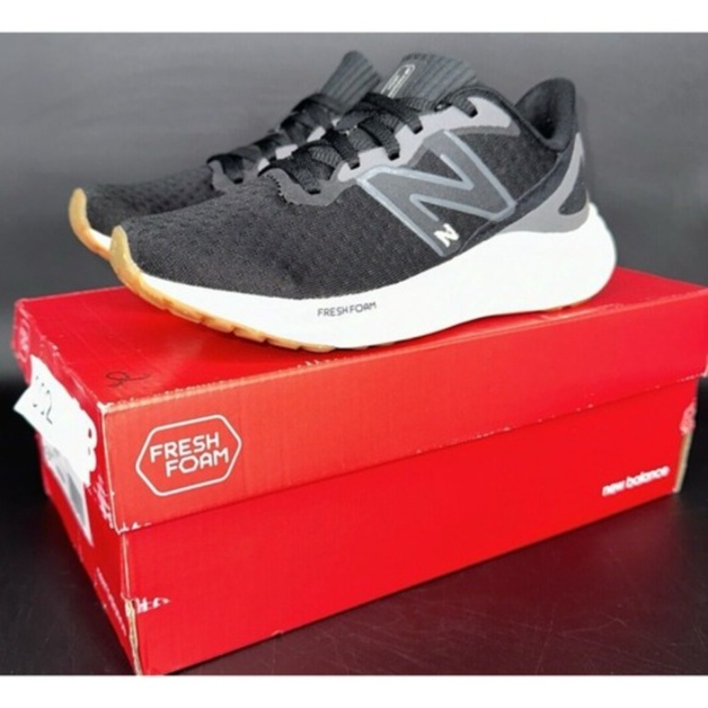 New Balance Fresh Foam Arishi V4 Running Shoes Unisex W6/M4.5 Black 196307424547